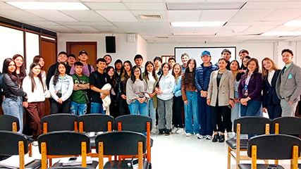 Noticia: La Universidad Mariana y el Banco de la República promovieron la reflexión filosófica sobre la banalidad del mal